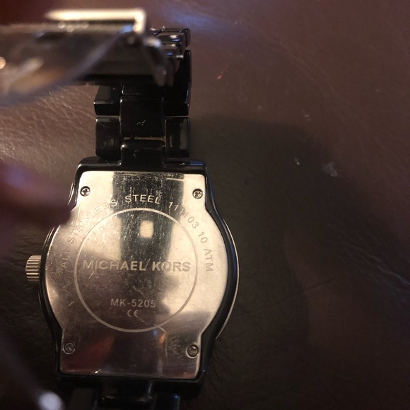 Watch - Picture 4 of 4